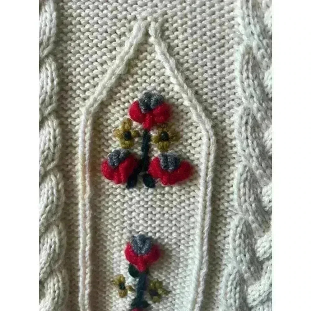 Vintage Astrifa Gestrickte Trach Holiday Cream Ivory Wool Cardigan Size 44 M/L - Picture 9 of 12